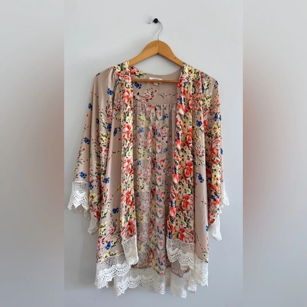 Umgee Floral Kimono Cardigan Boho Cottagecore Lace Trim Open Front Layering Top